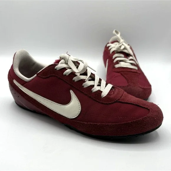 NIKE Sneakers Women's Size 6.5 Maroon Shoes Retro Athleisure Sporty - Picture 1 of 9